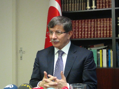 Davutoğlu: Patriot sayıları konusunda optimum karar verilecek