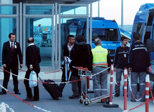 Dentinho İstanbul'da