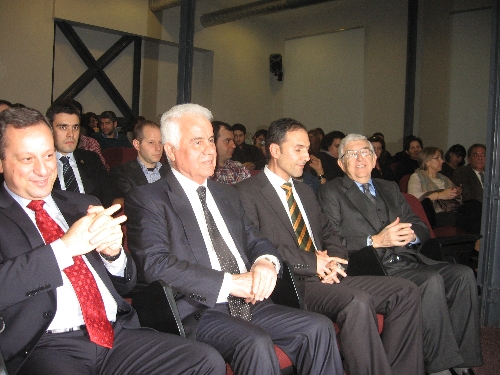 Derviş Eroğlu: Yurt dışına direkt uçuşların arkası gelmedi