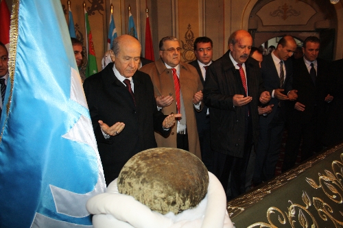 Devlet Bahçeli, Ertuğrul Gazi'nin türbesinde