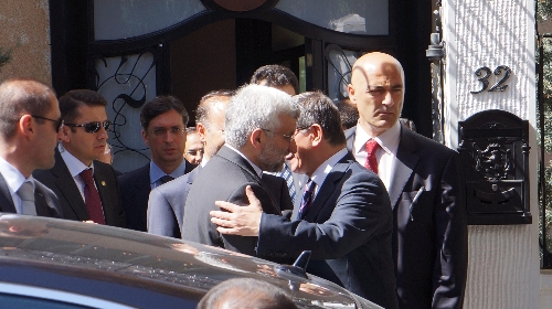 Dışişleri Bakanı Davutoğlu, Celili ile görüştü