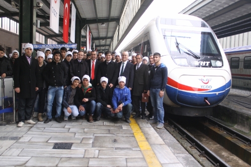 Diyarbakırlı öğrenciler, ilklerini Gençlik Spor Bakanlığı'nın projesi ile yaşadı