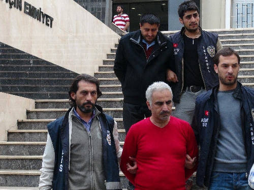 Dolandırıcıların 'sanatçı' oyunu