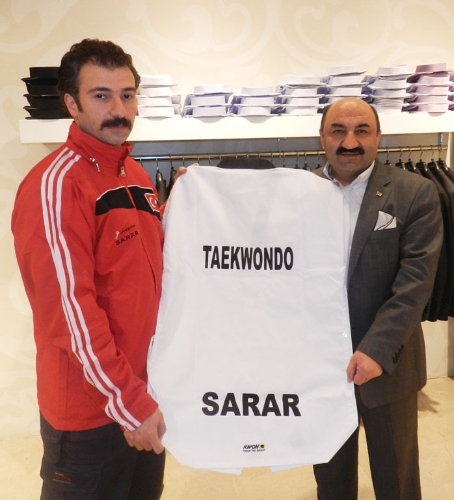 Dünya Tekvando Poomse şampiyonu Alper, Sarar Kulübü'ne transfer oldu