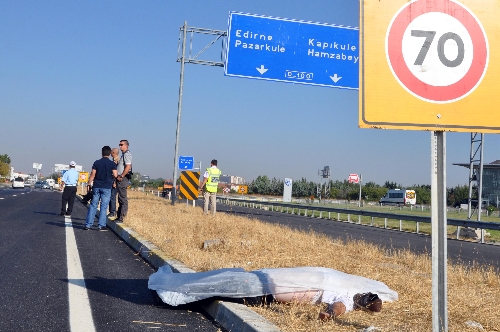 Edirne'de TIR yayaya çarptı: 1 ölü