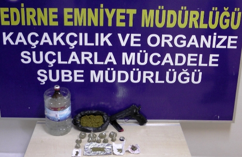 Edirne'de zehir tacirlerine operasyon