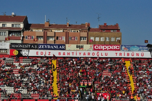 Ediz Bahtiyaroğlu'nun ismi Atatürk Stadı'nda yaşatılacak