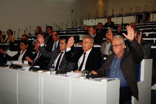 Ege Bölgesi'nde beş il büyükşehir olacak, 162 belediye kapatılacak