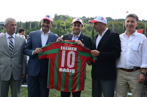 Egemen Bağış: Spor, ülkemizde teröre karşı bir panzehirdir