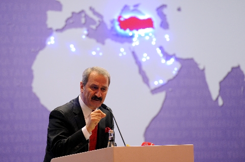 Ekonomi Bakanı: İhracatta OVP hedeflerini aştık