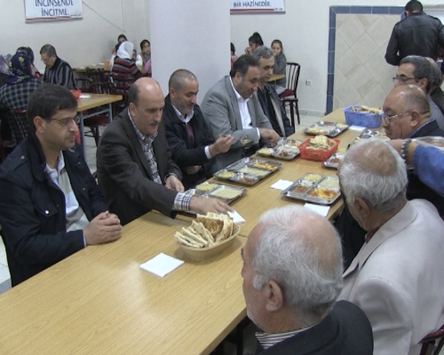 Elazığ Belediyesi, Muharrem ayı orucu tutanlara iftar yemeği verdi