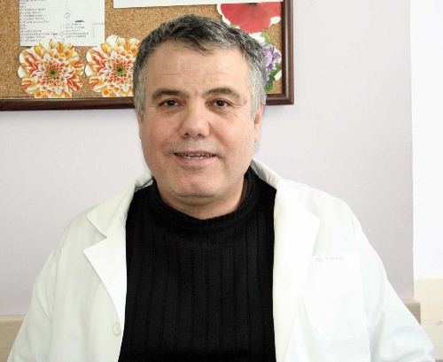 'Emzik kullanan bebeklerde orta kulak iltihabı daha sık görülüyor'