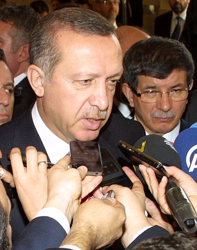 Erdoğan: Barış sürecini hassasiyetle takip edeceğiz