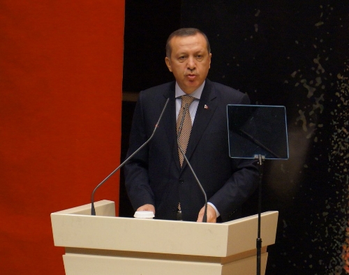 Erdoğan'dan Öcalan heykeli cevabı: Bu topraklarda kendilerine kaide bulamazlar