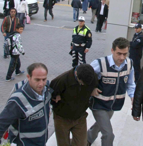 Ergenekon sanığı sahte yüzbaşıya 'cinsel istismar'dan 31 yıl hapis verildi