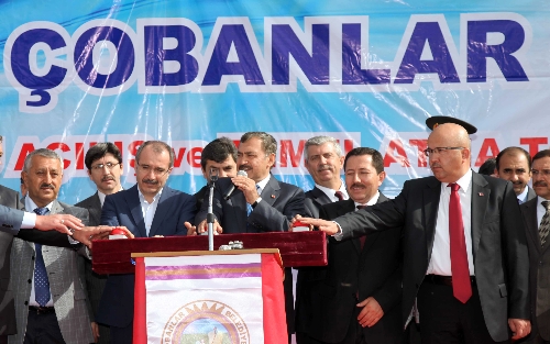 Eroğlu, Afyon'un 3 ilçesinde 38 milyonluk temel atma ve açılış yaptı