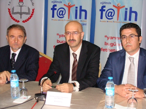 Fatih Projesi'nin altyapısını Türk Telekom kuracak