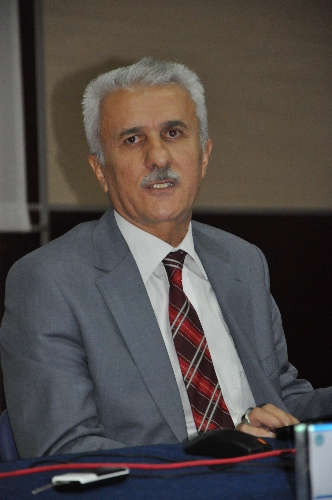 'FATİH projesiyle 480 bin sınıf akıllı tahtaya kavuştu'