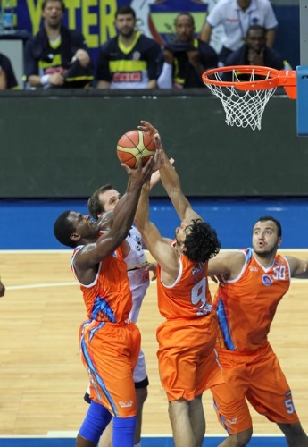 Fenerbahçe Ülker: 74 - Mersin Büyükşehir Belediyesi: 50