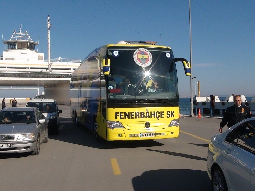 Fenerbahçe Yalova'dan geçti