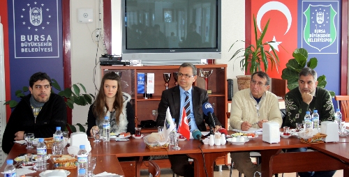 Fikret Orman'ın zeytin dalına Bursaspor taraftarları mesafeli