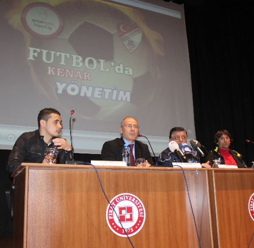'Futbolda kenar yönetimi' paneli Elazığ'da yapıldı