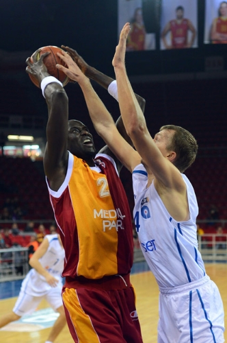 Galatasaray Medical Park, Antalya Büyükşehir Belediyesi'ni 85-65 mağlup etti