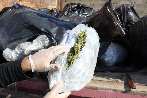 Gaziantep'te 105 kilo esrar ele geçirildi