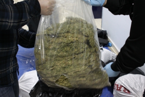 Gaziantep'te 28 kilogram esrar ele geçirildi