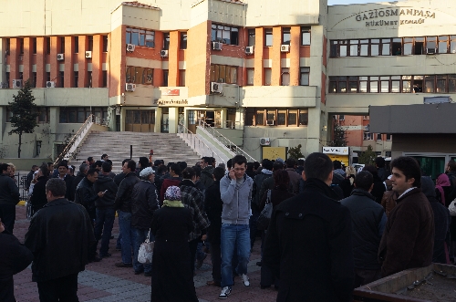 Gaziosmanpaşa Hükümet Konağı'nda bomba alarmı