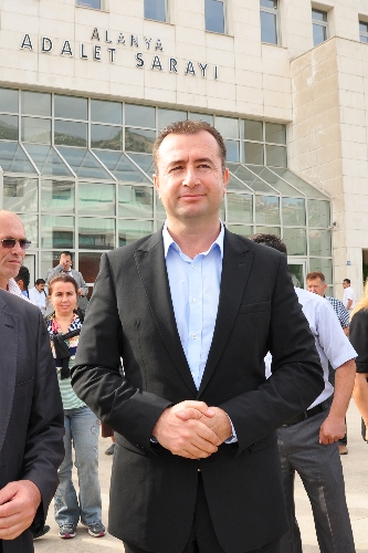 Gazipaşa Belediyesi'ndeki ihale yolsuzluğu davasının duruşması ertelendi