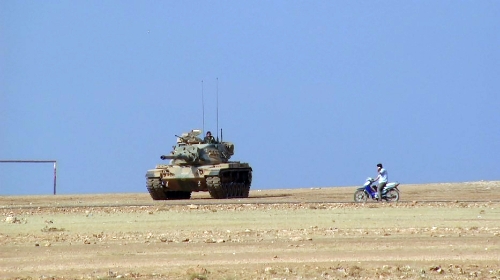 Genelkurmay Başkanı Suruç'a geldi, sınırda tank tatbikatı yapıldı