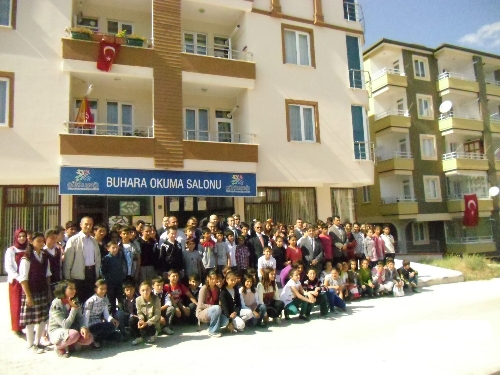 Gökkuşağı Derneği, Çorum'da 6 okuma salonu ile bin öğrenciye eğitim veriyor