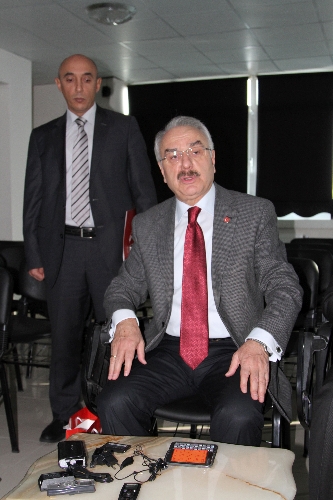 Görme engelliler yardım almadan istediği yere gidebilecek