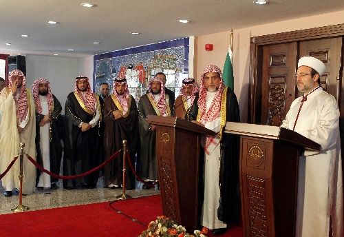 Görmez, Almanya Meclisi'ne dine siyasetin karışmaması gerektiğini anlatacak