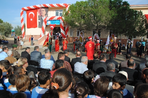 Gülay: Hayırseverler sayesinde 6 yıl içinde Antalya'ya 379 okul kazandırdık