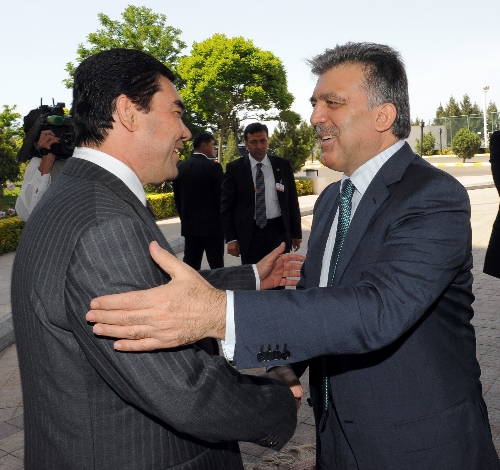 Gül'e Türkmenistan'dan Nevruz daveti