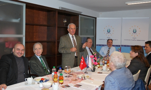 Gümrükçü: Vize muafiyetinde aksi karar Adalet Divanı için felaket olur