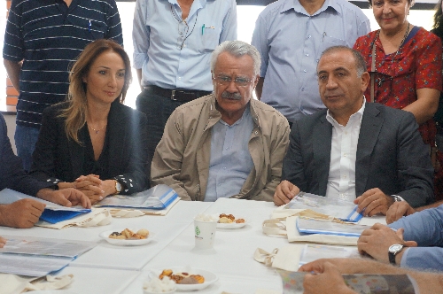 Gürsel Tekin: Afyon'daki hediyeleşme görüntüsü kabul edilebilir manzara değil