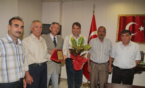 Güzel İzmir Camii Yaptırma ve Yaşatma Derneği'nden anlamlı ziyaret