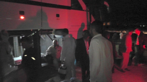Hacı adayları geceyi otobüslerde geçirdi