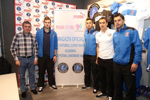 Hagi, takımının ilk ticari mağazasını Köstence'te açtı
