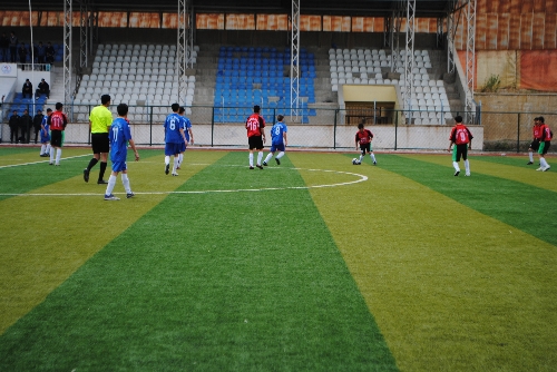 Hakkari'de liselerarası futbol turnuvası düzenlendi