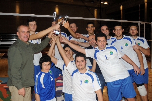 Haliç Üniversitesi, voleybolda namağlup şampiyon oldu