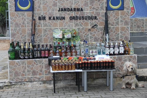 Hatay'da kaçak içki operasyonu
