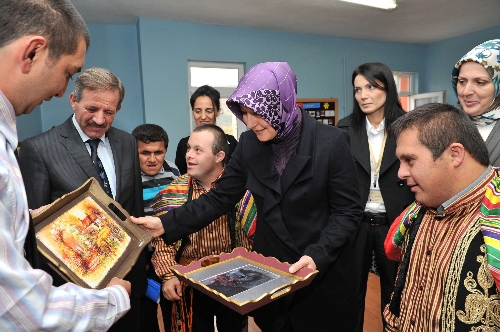 Hayrunnisa Gül, Çankırı'da engelli çocuklarla biraraya geldi