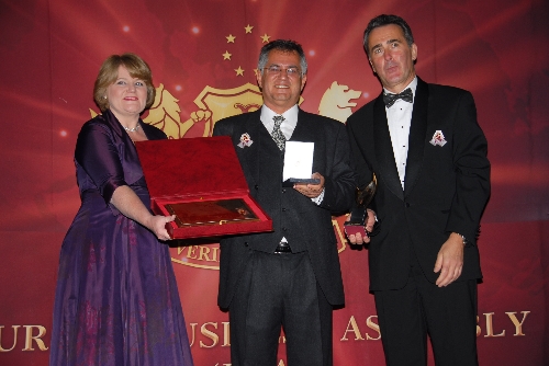 Hesa'ya 'En İyi Şirket', Sakar'a 'Yılın Yöneticisi' Ödülü