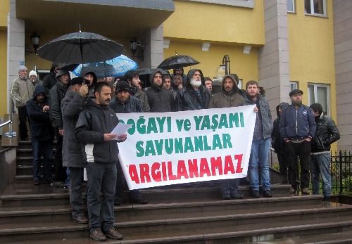 Hopa olayları sanıklarının yargılanmasına başlandı