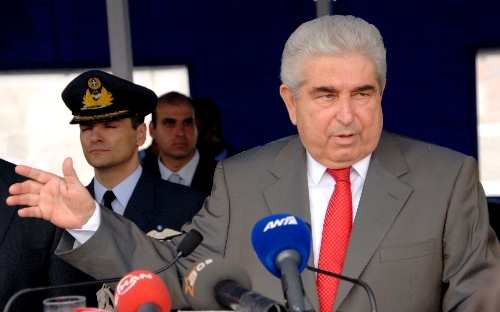 Hristofyas'tan Türk askerler tarafından tutuklanan Rum polisler için BM'ye çağrı