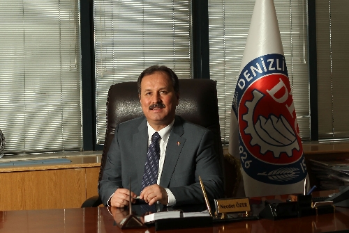 'İhracatta elde edilen başarının ithalata bağlı olmaması tarihi fırsattır'